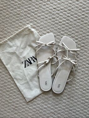 Zara cream real leather bow sandals